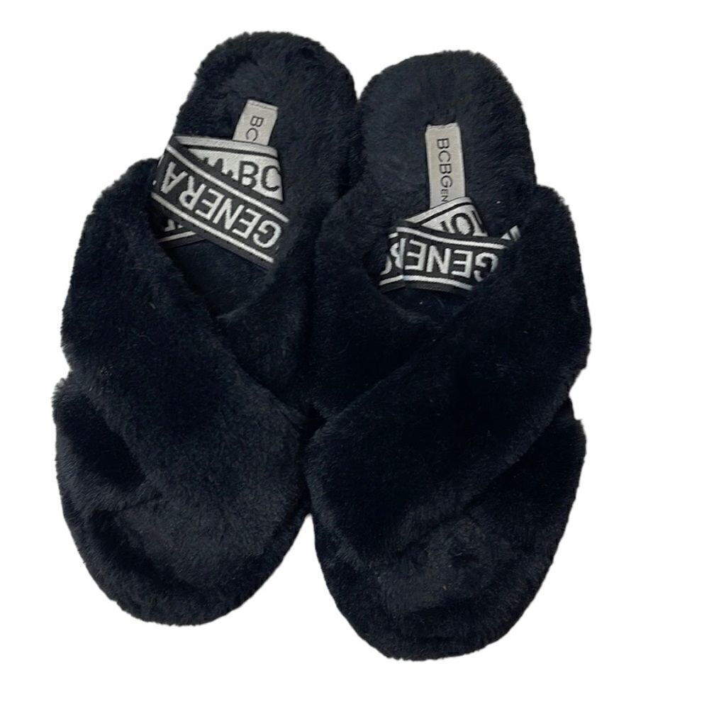 BCBGGeneration Black Fuzzy Slippers. Size 8/9.‎